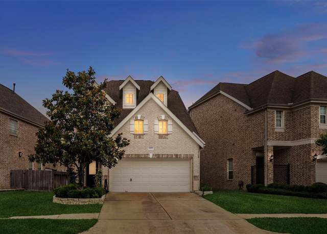 Property at 14402 Basalt Ln, Houston, TX 77077, 3 beds, 3.5 baths