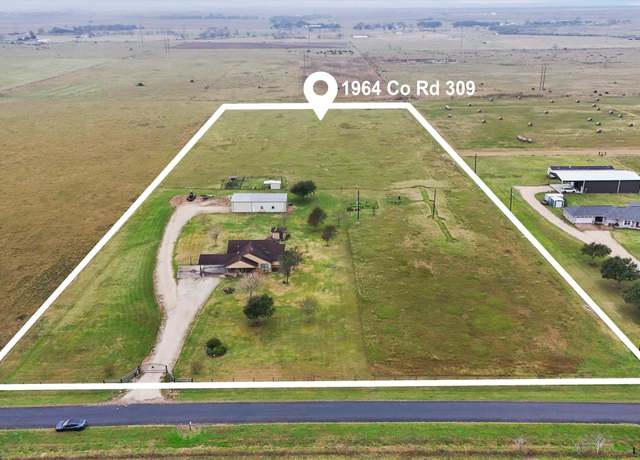 Property at 1964 County Road 309, Louise, TX 77455, 3 beds, 2 baths