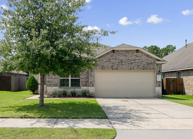 Property at 12270 Little Blue Heron Ln, Conroe, TX 77304, 5 beds, 2 baths