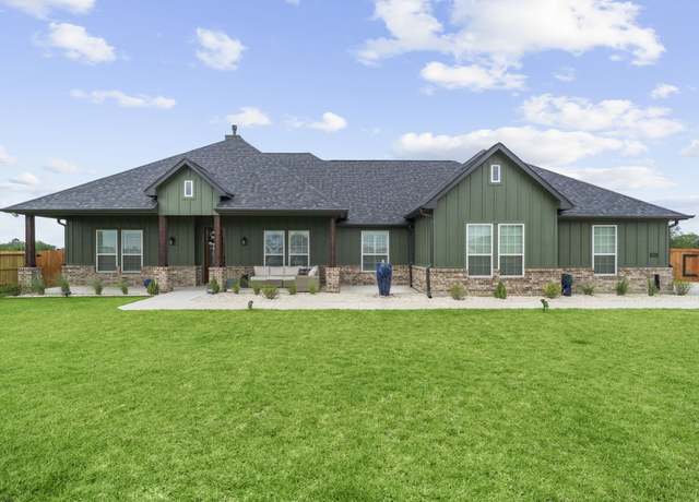 Property at 9603 Neon Moon Dr, Needville, TX 77461, 3 beds, 2.5 baths