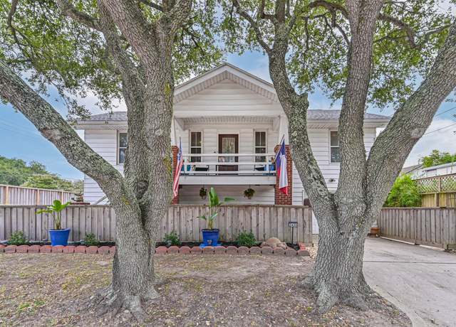 Property at 2425 51st St, Galveston, TX 77551, 3 beds, 2 baths