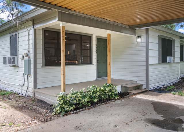 Property at 1848 Kipling St, Liberty, TX 77575, 3 beds, 1.5 baths