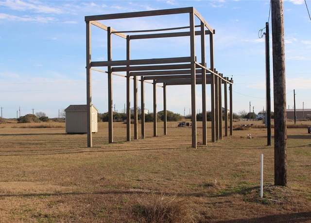 Property at 34 Kingfish Ln, Palacios, TX 77465