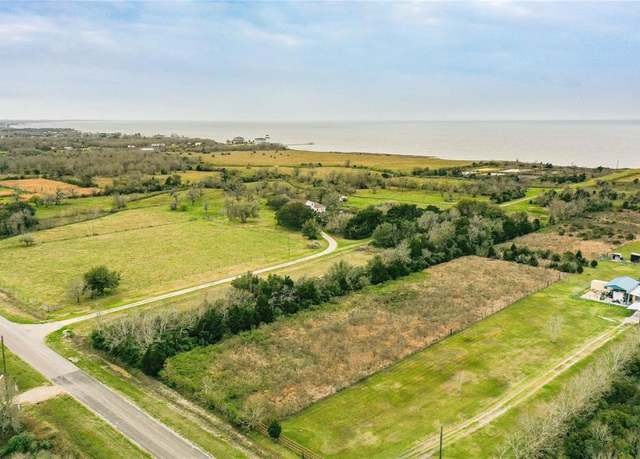 Property at 0 W Bayshore Rd, Anahuac, TX 77514