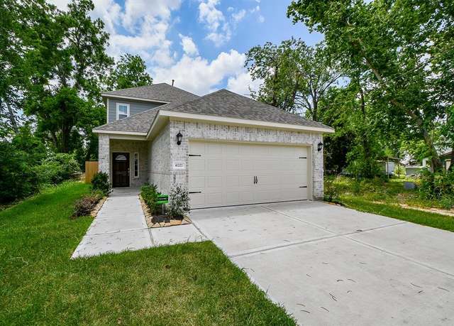 Property at 6727 Utah St, Houston, TX 77091, 3 beds, 2.5 baths