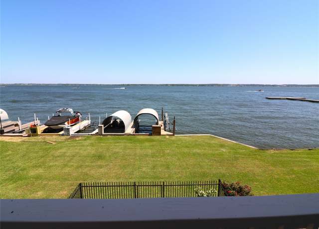 Property at 17 Regency Pt, Conroe, TX 77356, 3 beds, 2.5 baths