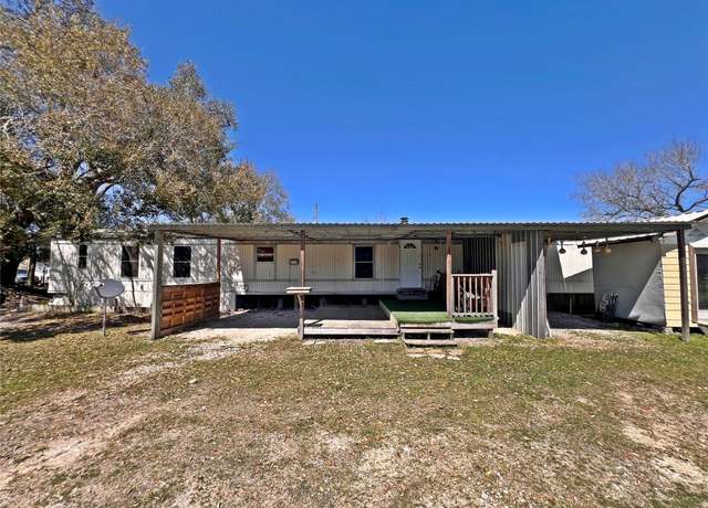 Property at 8835 Escondido St, Alvin, TX 77511, 3 beds, 2 baths