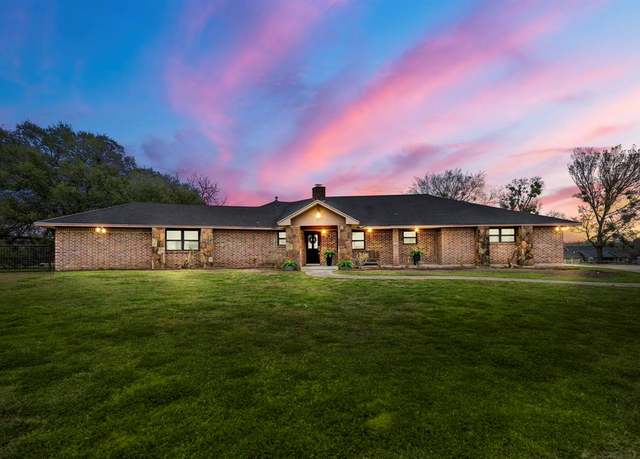 Property at 3459 Hwy 90 S, Anderson, TX 77830, 3 beds, 3.5 baths
