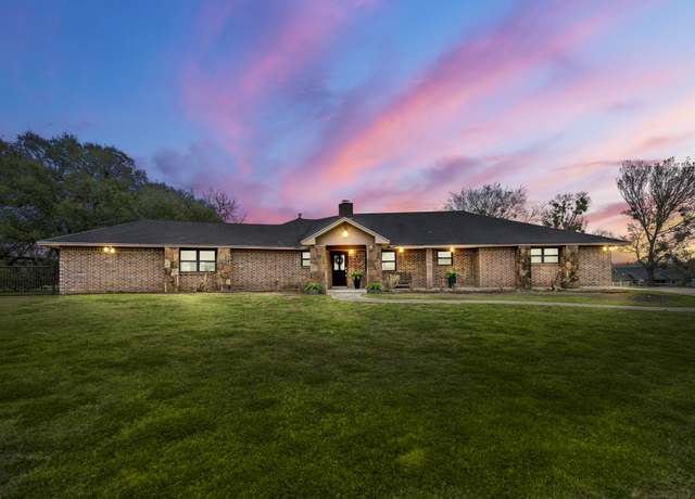 Property at 3459 Hwy 90 S, Anderson, TX 77830, 3 beds, 3.5 baths