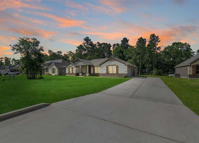 Property at 121 Road 662, Dayton, TX 77535, 3 beds, 2 baths