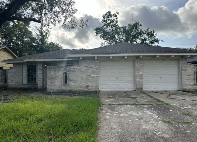 Property at 10126 Pine Moss Dr, Houston, TX 77040, 3 beds, 1.5 baths