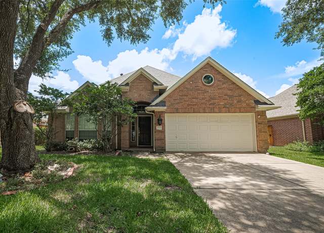 Property at 1716 Marden Ln, Sugar Land, TX 77478, 4 beds, 3 baths