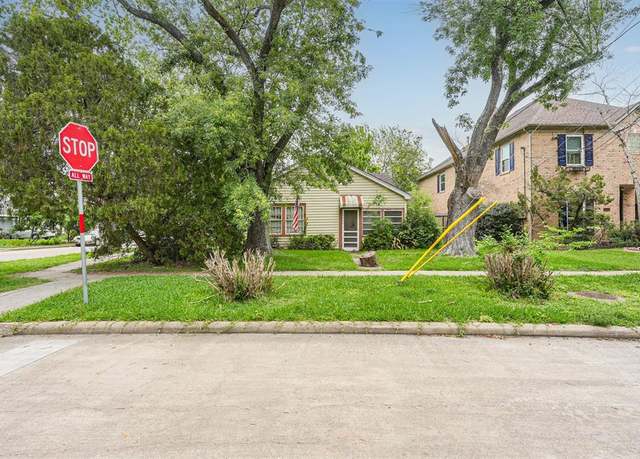 Property at 4260 Dartmouth Ave, West University Place, TX 77005, 2 beds, 1 bath