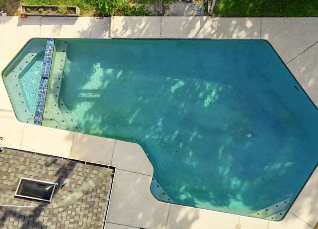 Property at 21739 Park Brook Dr, Katy, TX 77450, 3 beds, 2.5 baths
