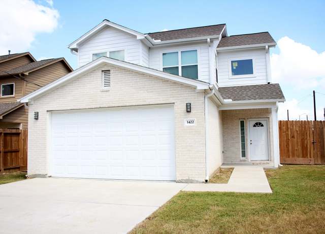 Property at 1422 Esther Dr, Houston, TX 77088, 4 beds, 3.5 baths