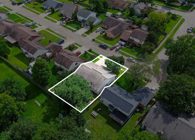 Property at 11354 Lovebird Ln, Houston, TX 77067, 3 beds, 2 baths