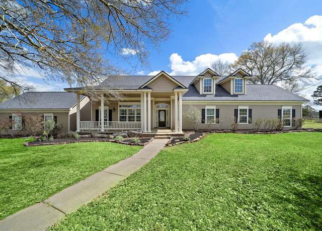 Property at 32540 Courtney Rd, Navasota, TX 77868, 4 beds, 4 baths