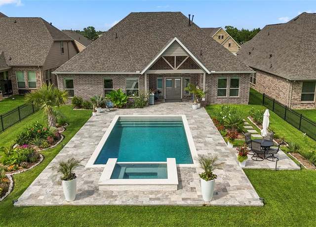 Property at 250 Peninsula Point Dr, Montgomery, TX 77356, 4 beds, 3 baths