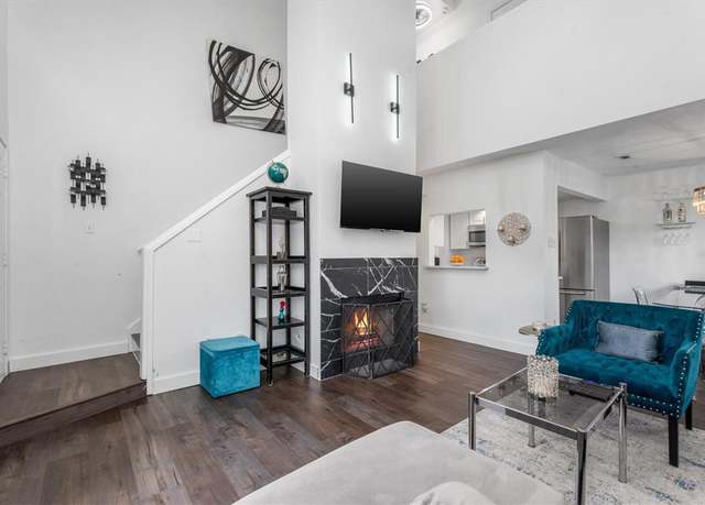 Property at 9502 Windswept Ln #9502, Houston, TX 77063, 2 beds, 2 baths