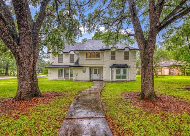 Property at 561 Brandon Rd, Conroe, TX 77302, 5 beds, 4 baths