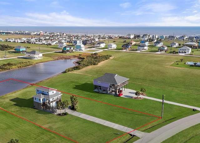 Property at 4003 Indian Beach Dr, Galveston, TX 77554, 3 beds, 2.5 baths