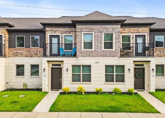 Property at 301 W 31st St #103, Bryan, TX 77803, 2 beds, 2.5 baths