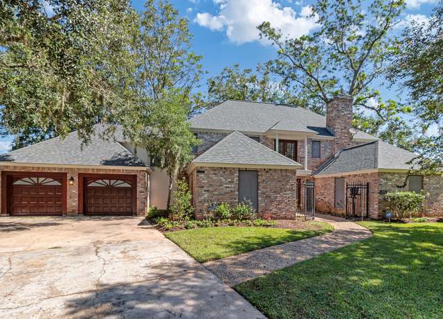 Property at 2265 River Valley Dr, West Columbia, TX 77486, 3 beds, 3.5 baths