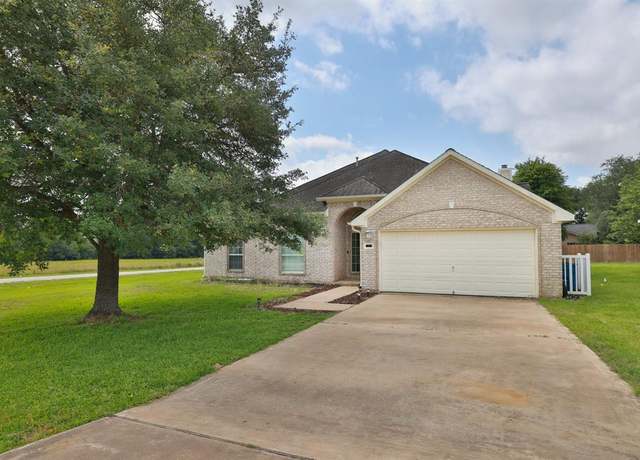 Property at 301 Redwood St, Prairie View, TX 77445, 3 beds, 2 baths