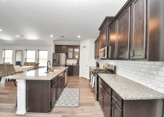 Property at 7009 Terra Ln, Manvel, TX 77578, 3 beds, 2 baths
