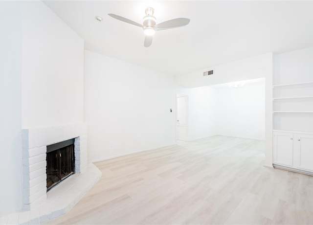 Property at 11711 Memorial Dr #129, Houston, TX 77024, 2 beds, 1.5 baths