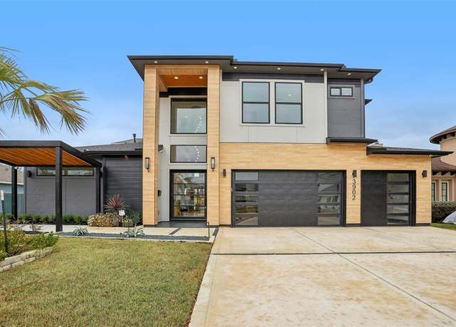 Property at 3902 Charleston St, Houston, TX 77021, 5 beds, 5 baths