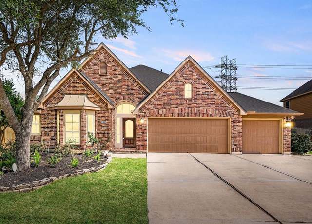 Property at 2100 Sorrell Ridge Ct, Pearland, TX 77584, 4 beds, 3 baths