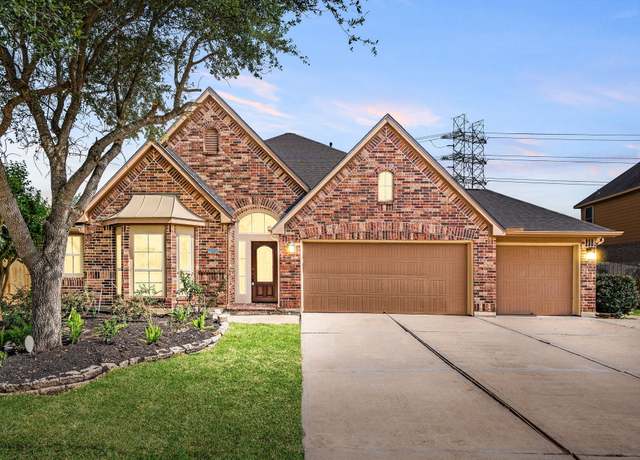 Property at 2100 Sorrell Ridge Ct, Pearland, TX 77584, 4 beds, 3 baths