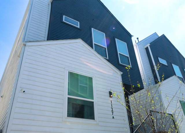 Property at 1127 W 17th St Unit A, Houston, TX 77008, 2 beds, 2.5 baths