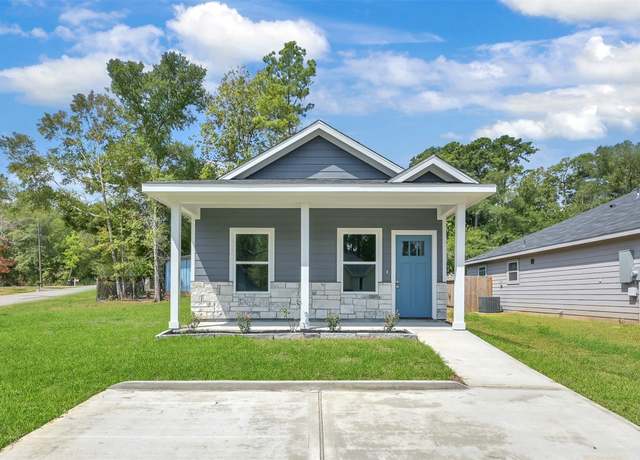 Property at 16729 E Hammon, Montgomery, TX 77316, 3 beds, 2 baths