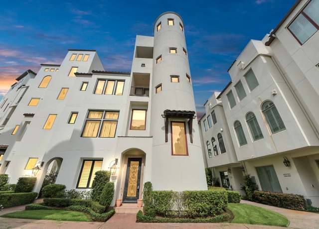 Property at 318 Calle Sevilla Pl, Houston, TX 77007, 3 beds, 3.5 baths