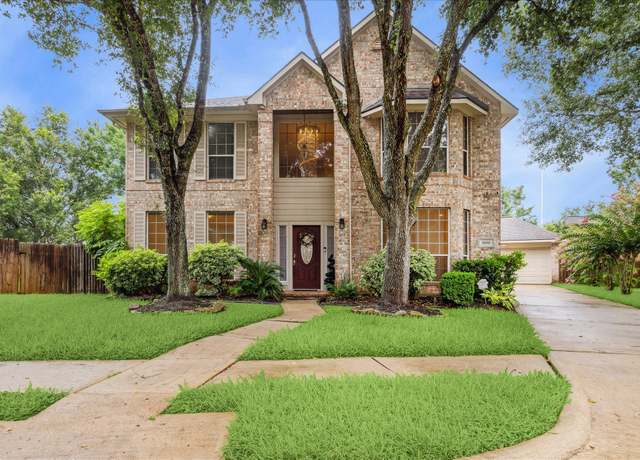 Property at 1606 Parkview Ln, Missouri City, TX 77459, 4 beds, 2.5 baths