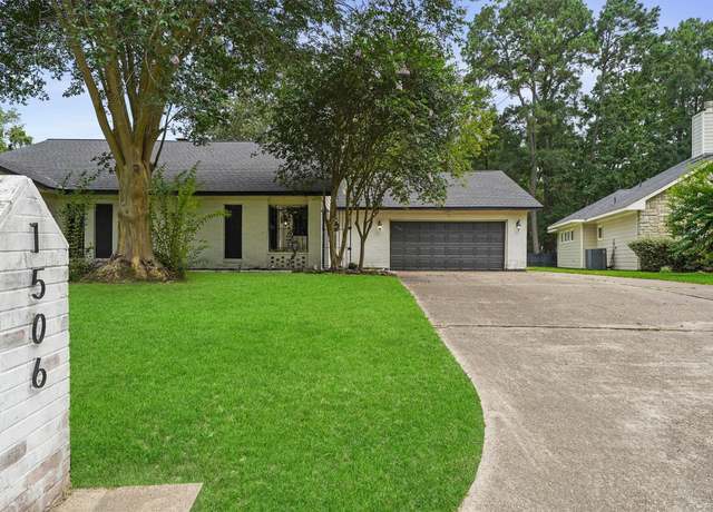Property at 1506 Sahara Dr, Crosby, TX 77532, 4 beds, 3 baths