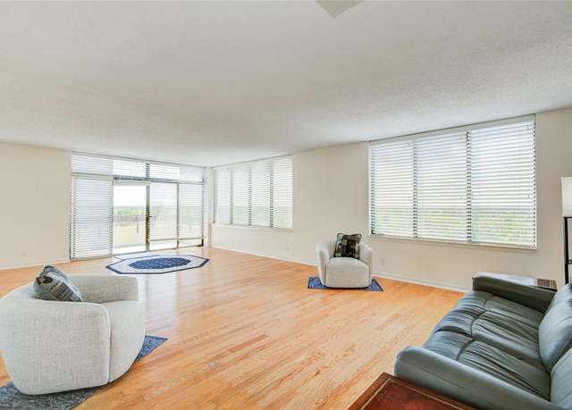 Property at 14655 Champion Forest Dr #1104, Houston, TX 77069, 2 beds, 2.5 baths