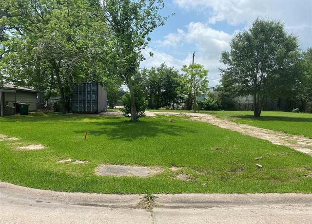 Property at 6178 Lyndhurst Dr, Houston, TX 77033