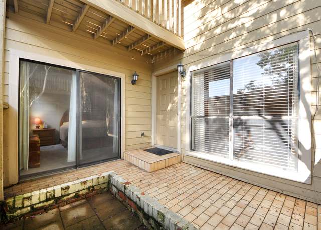 Property at 9433 Pagewood Ln, Houston, TX 77063, 2 beds, 2 baths