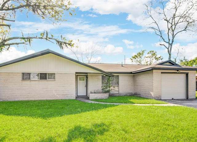 Property at 20244 County Road 510w, Brazoria, TX 77422, 3 beds, 2 baths