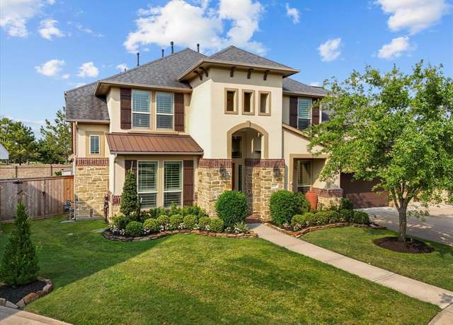 Property at 3435 Limestone Sky Ct, Houston, TX 77059, 5 beds, 4.5 baths