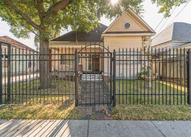 Property at 2009 Chestnut St, Houston, TX 77009, 3 beds, 1 bath