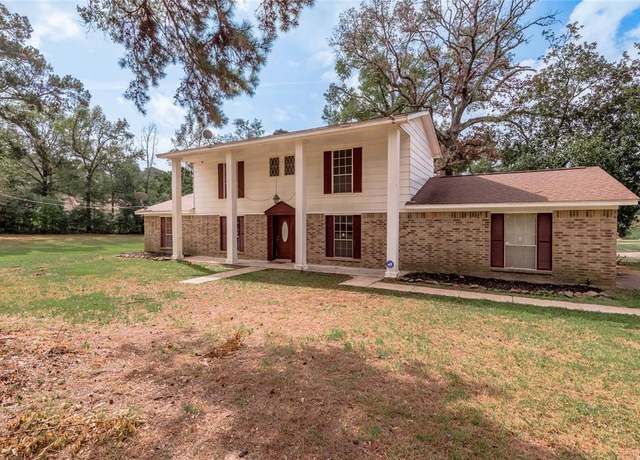 Property at 7640 State Highway 75 Hwy S, Huntsville, TX 77340, 3 beds, 2 baths
