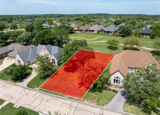 Property at 27 Greenview, Montgomery, TX 77356