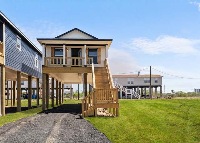 Property at 827 22nd St, San Leon, TX 77539, 2 beds, 2 baths