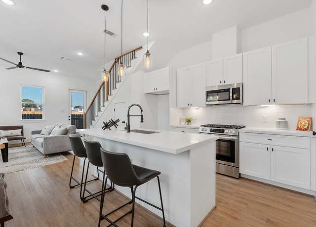 Property at 5633 Azores, Houston, TX 77091, 3 beds, 2.5 baths