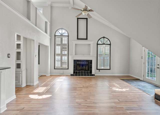 Property at 15034 Elstree Dr, Channelview, TX 77530, 3 beds, 2.5 baths