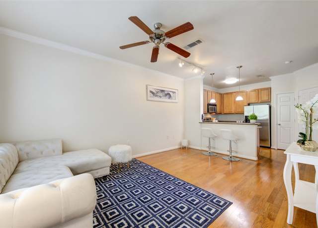 Property at 9200 Westheimer Rd #1108, Houston, TX 77063, 1 bed, 1.5 baths